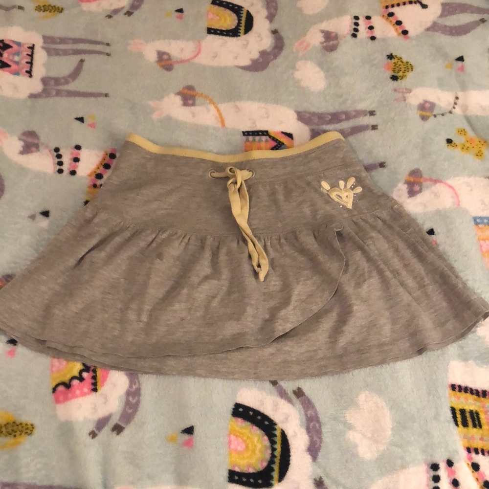 Gray and Yellow skort.